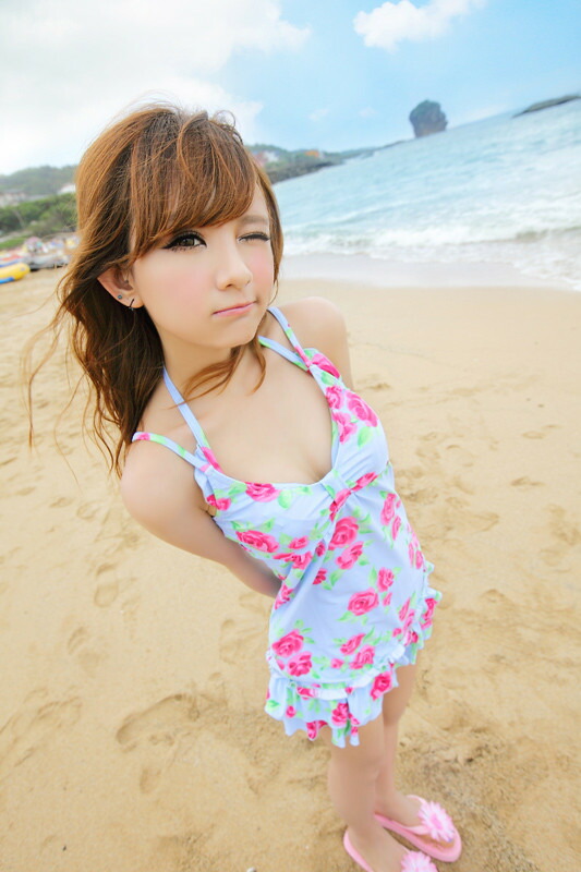 水着ビキニワンピースセット フリル 体系カバー ワンピース 花柄 フラワープリント ホルターネック ブルー ホワイト ピンク Educaps Com Br