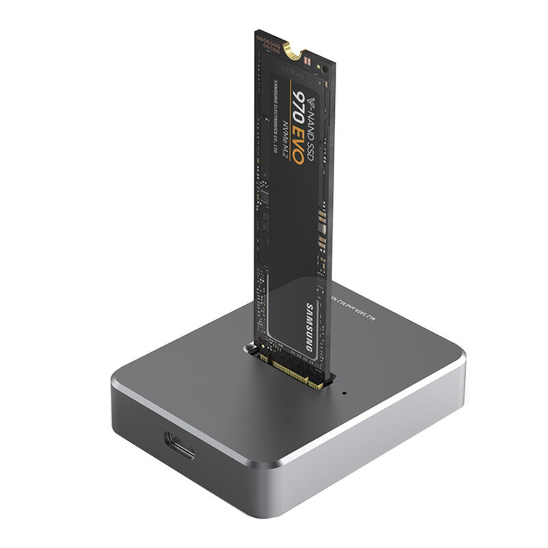 ☆Xsdjasd ブラック M.2 SATA タイプ C - SATA SSD Amazon.com: 8 in 1 USB-C Hub with M.2 NVMe/SATA SSD