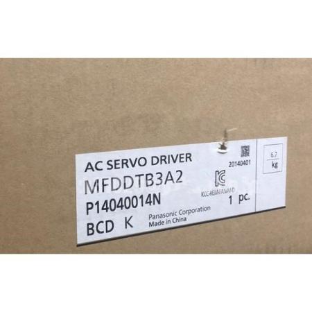 【新品◆適当お願いごと書◆貨物輸送無料】Panasonic サーボドライバ MFDDTB3A2【６ヶ月引き受ける】