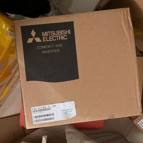 【新品◆適格請求書◆送料無料】MITSUBISHI/ 三菱 インバーター FR-E740-5.5K【６ヶ月保証】