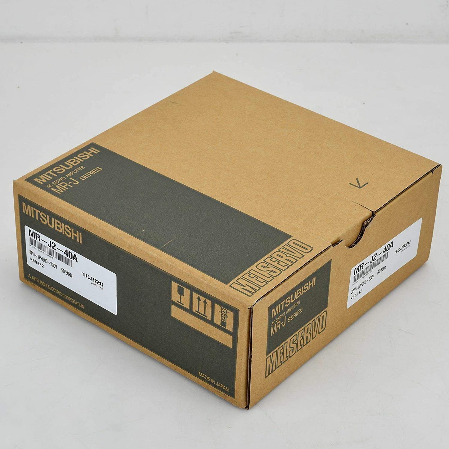【新品◆適当お願いごと書◆貨物輸送無料】MITSUBISHI 三菱 MELSEC MR-J2-40A サーボアンプリファイアー 【６ヶ月引き受ける】