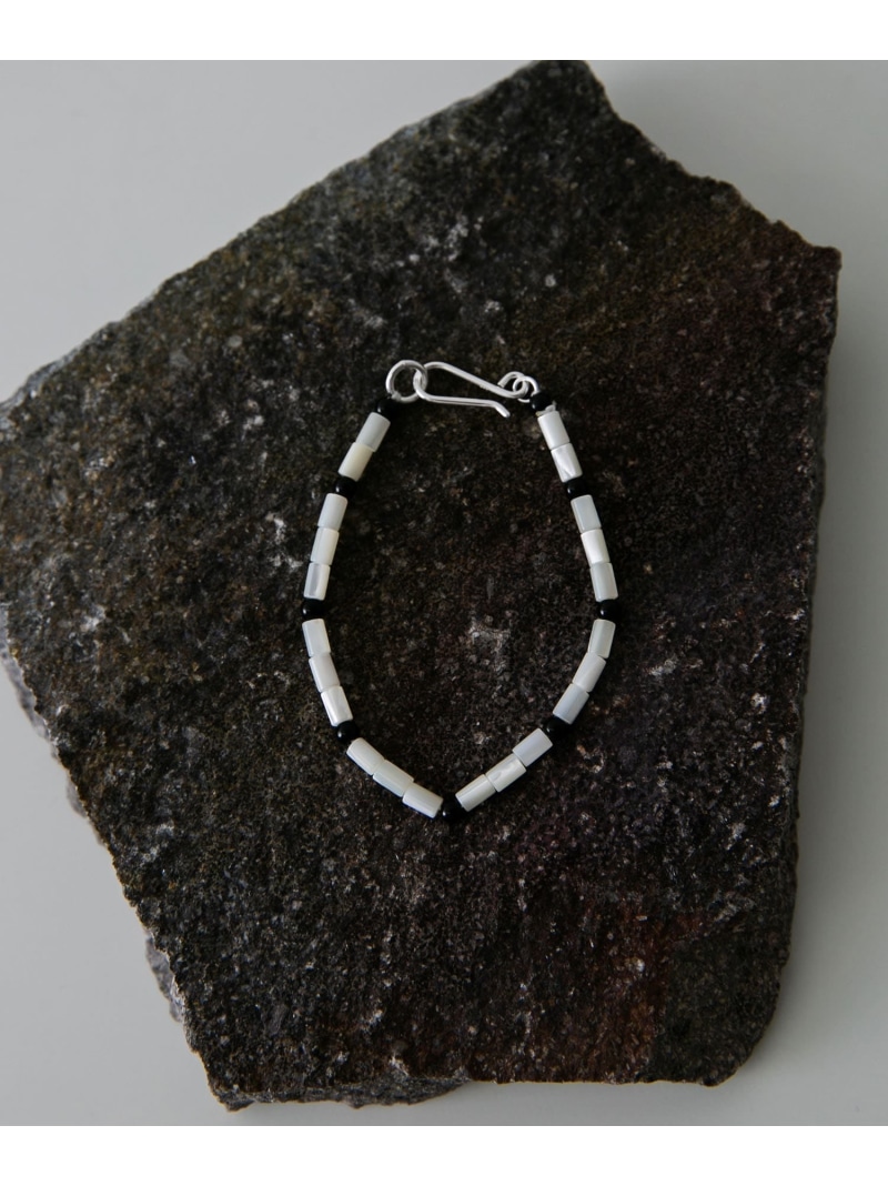 SMELLY so' sheill onyx bracelet SMELLY スメリー アクセサリー・腕時計 ブレスレット・バングル ホワイト【送料無料】[ Fashion]｜SMELLY／スメリー