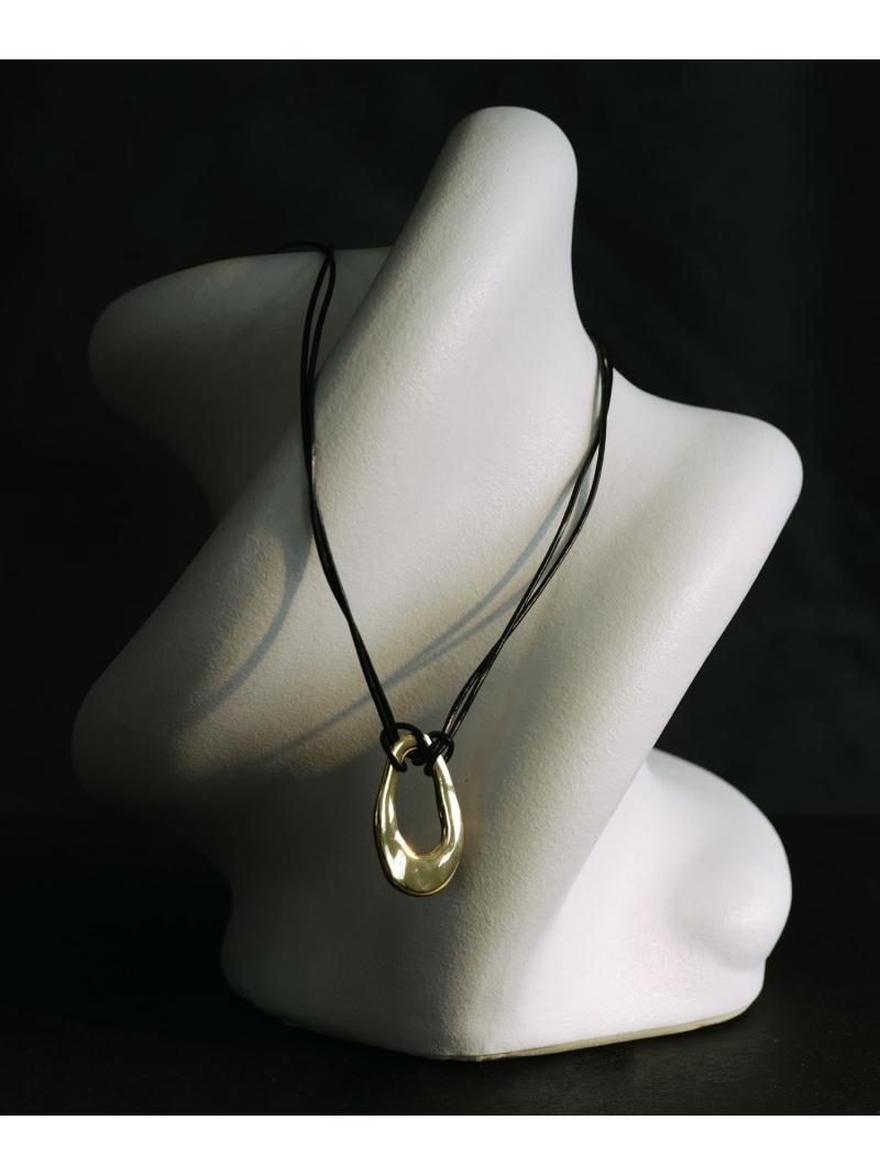 SMELLY so' oval plate cord necklace SMELLY スメリー アクセサリー・腕時計 ネックレス ゴールド【送料無料】[ Fashion]｜SMELLY／スメリー