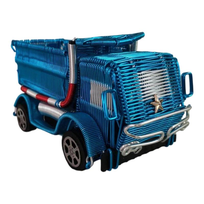 ダイキャスト製 赤と青のダンプトラック ダイキャスト製 赤と青の