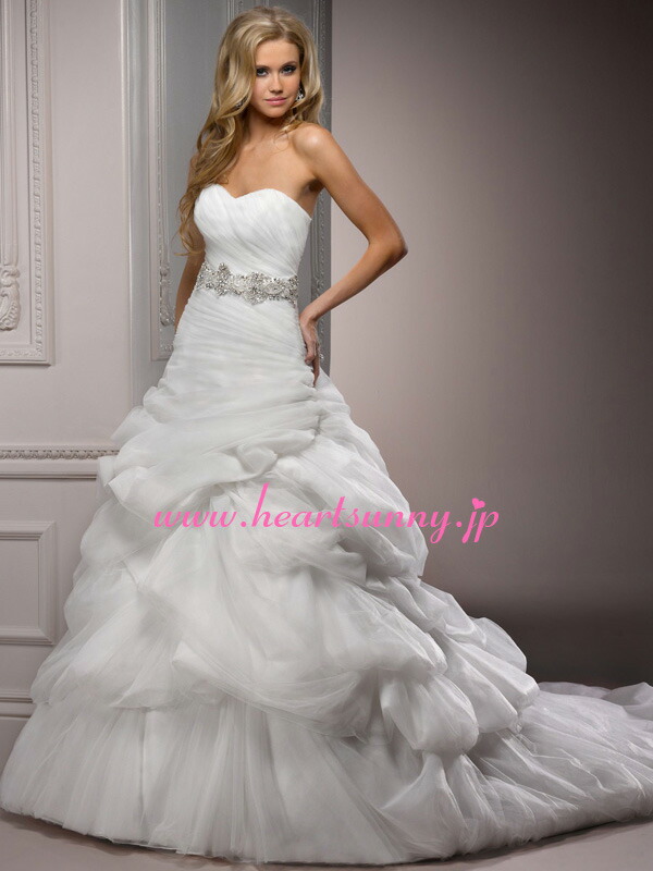 7〜11号Aライン　ウェディングドレス 楽天市場】ウェディングドレス Aライン☆B107☆Vネックレース