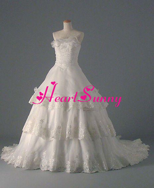 楽天市場】ウェディングドレス プリンセス☆D033☆ビーズ 折り目