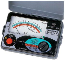 【店卸し資産あり/貨物輸送無料】共立灯し火表示計器 MODEL 4102A アナログ舞い降りる踏みとどまる計 ホンブルグ帽容れもの付 位置づける器 灯し火 電流 起電力 テスター @