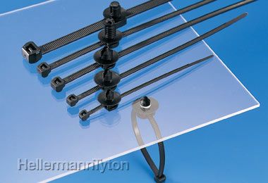 【送料無料】ヘラマンタイトン T50ROSFT8-HSB ファーツリーマウント付きタイ アウトサイドセレーション 黒 耐熱 100本入 配線固定用