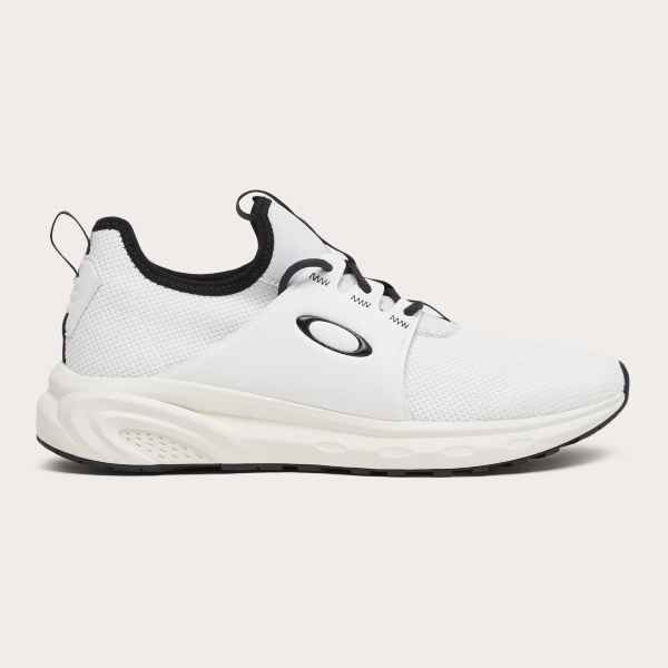 【オークリーシューズキャンペーン】【正規代理店品】オークリー ドライ OS　OAKLEY DRY OS WHITE（FOF100542-100）【oakap2025fw】【25セール】