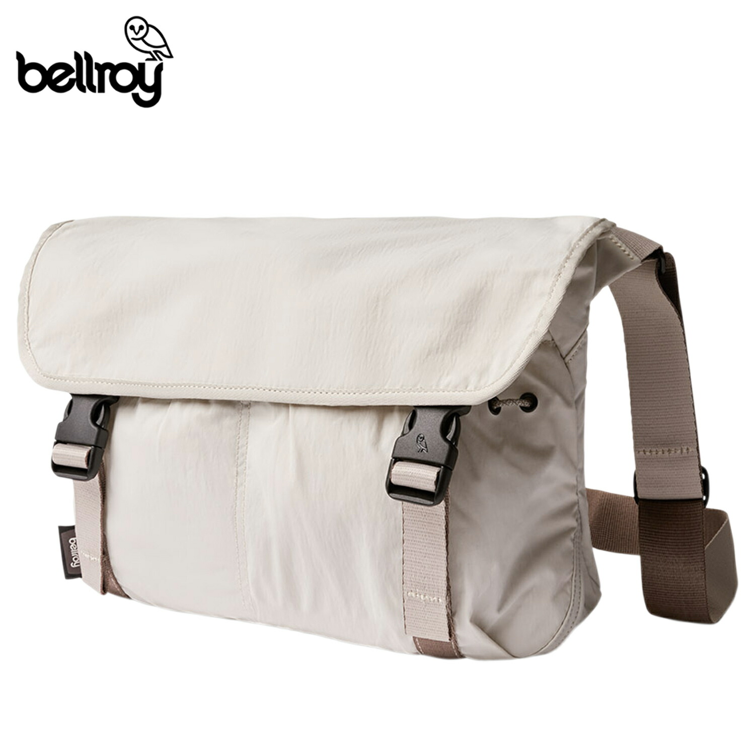 【最大1000円OFFクーポン発行中 4/17 11:59まで！】 ベルロイ Bellroy バッグ メッセンジャーバッグ ショルダーバッグ メンズ レディース 大容量 軽量 斜めがけ 耐水 ホワイト 白 BHMB-OAT-243 母の日