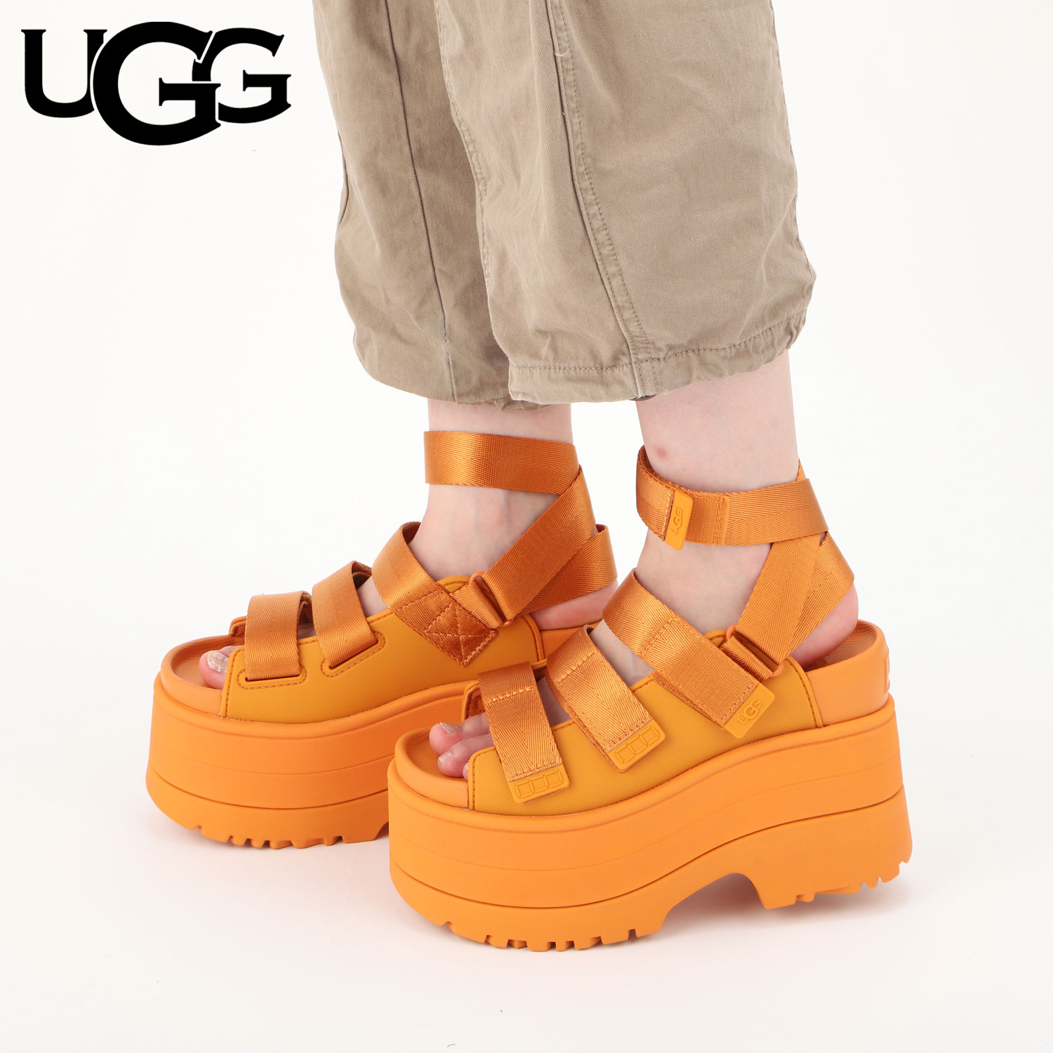 ugg厚底サンダル UGG24年夏、“ふわふわ”ストラップのスライドサンダル＆夏フェス