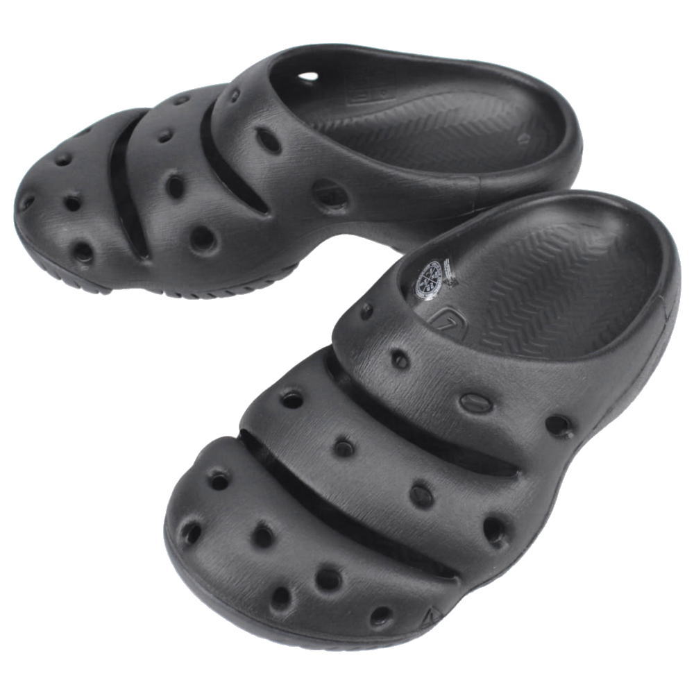 Women's Yogui Black/Magnet Slide | KEEN | KEEN Footwear