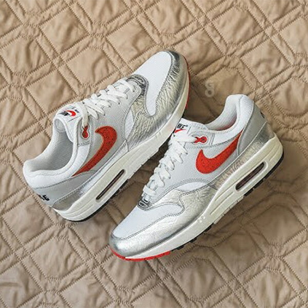 【貨物輸送無料】NIKE AIR MAX 1 PREMIUM HOT SAUCE WHITE CHILE RED METALIC SILVER HF7746-100 ナイキ 大気圏 マックス 1 95 90 muse plus dn 97 **