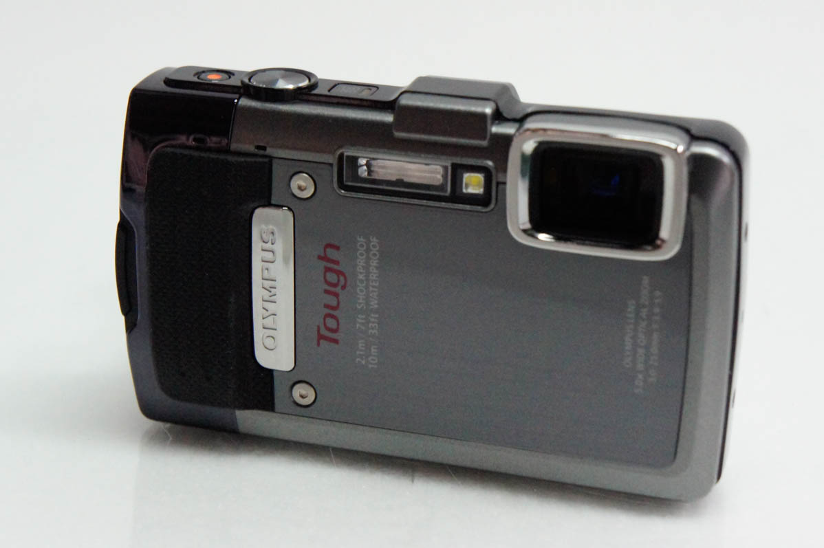 【中古】OLYMPUSオリンパス STYLUSスタイラス コンパクトデジタルカメラ TG-835 1600万画素 TOUGH タフ 防水 耐衝撃