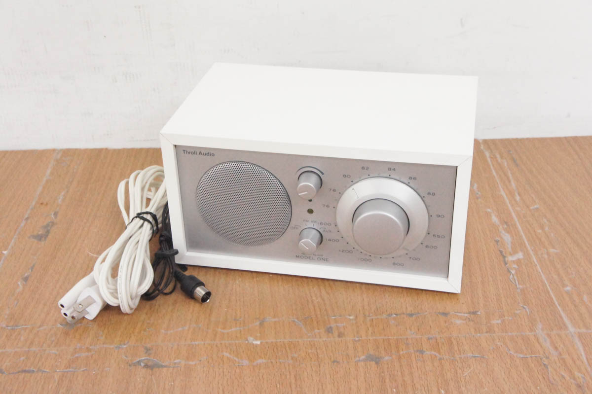 グリーン・ホワイト系 完成品♪ TivoliAudio Model One BT モノラル