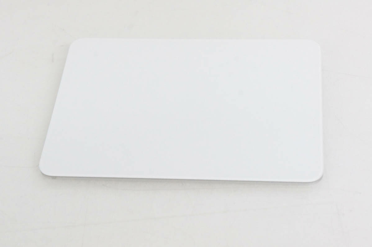 マウス・トラックボール Apple Magic Trackpad 2 A1535 EMC2733 マウス・トラックボール Apple Magic Trackpad 2 A1535 EMC2733