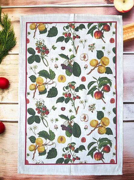 英国直輸入ティータオルレアな麻(リネン)100%プラムやストロベリー柄のキッチンクロス果樹園の収穫をデザインしたUlster Weavers社製美味しそうが果実が散りばめられた全面柄世界中で愛される大判クロスギフト包装無料！メール便OK!画像