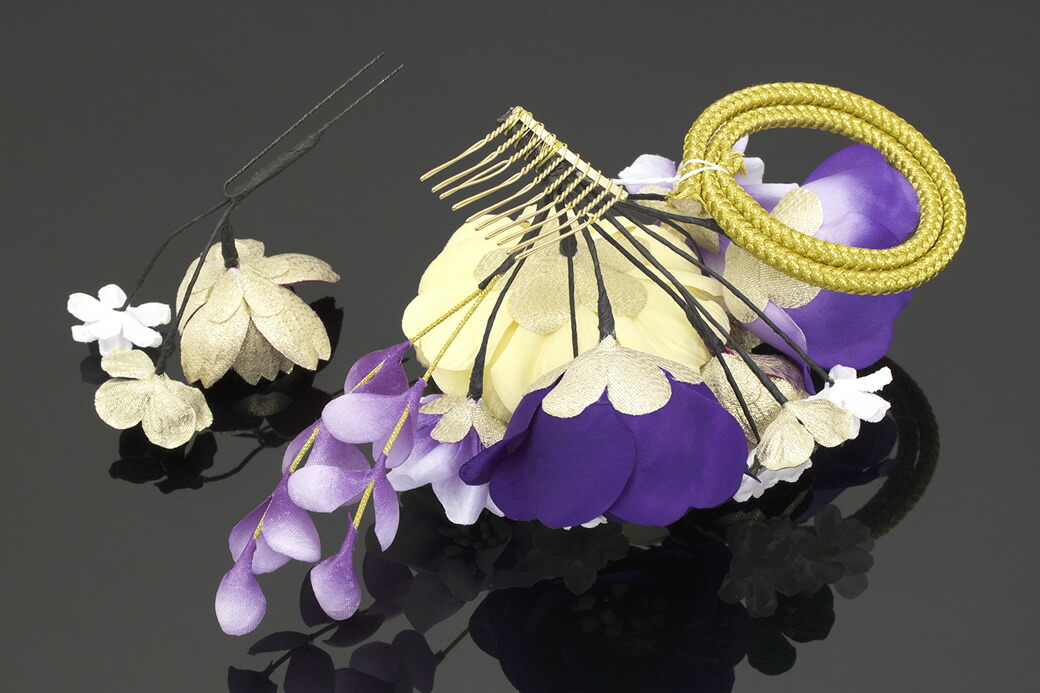 髪飾り 成人式 点セット 紫系 パープル 白 薔薇 桜 花 和柄 組紐 ぶら飾り 縮緬 ちりめん コーム Uピン 髪留め 卒業式向け 振袖向け 袴向け ヘアアクセサリー 日本製 和装 あす楽対応 Schwimmbad Delphine De