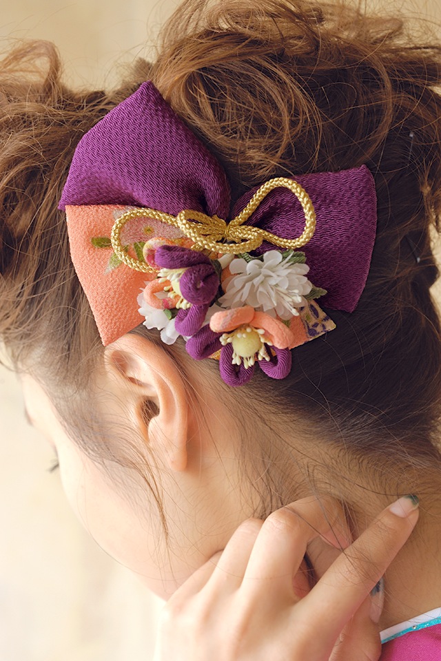 楽天市場 7 1 14最大半額 Fashion The Sale 髪飾り 成人式 3点セット 卒業式 ピンク 紫 和柄 リボン 縮緬 花 フラワー ラインストーン 振袖 袴 髪留め ヘアアクセサリー 和装 あす楽対応 きもの館 創美苑