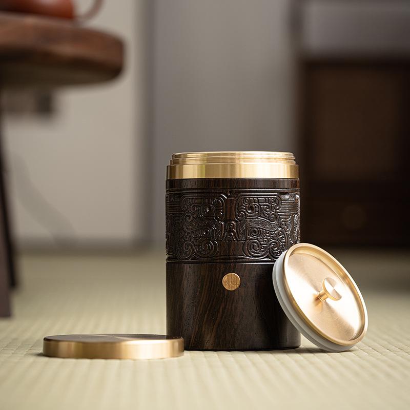 茶筒 家庭用 普段使い 黒檀 無垢材 チタン内蓋 密閉 密封性 防湿 茶葉保存容器 携帯 旅行 アウトドア 銅製蓋 小型 ミニ コンパクト 茶器 ティーキャニスター