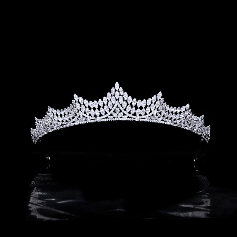 ウェディング ヘッドピース レディース クラウン デザイン ジルコニア 繊細 セット 結婚式 ドレス アクセサリー 銅 素材 白金 仕上げ 欧米風 エレガント 華やか ゴージャス きらめき おしゃれ