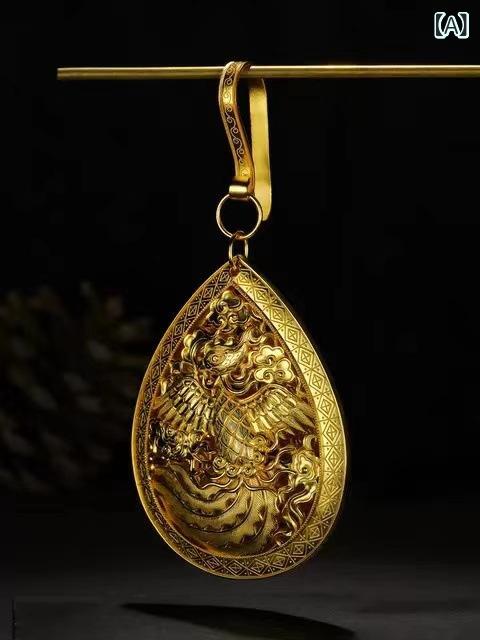 ペンダント 伝統工芸 職人 手彫り 鏨細工 透かし彫り 銅製 金メッキ 明代風 宋代風 漢服 チャイナドレス 馬面裙 霞・示飾り アンティーク レトロ エスニック ファッション小物 襟元飾り 高級感 上品 エレガント
