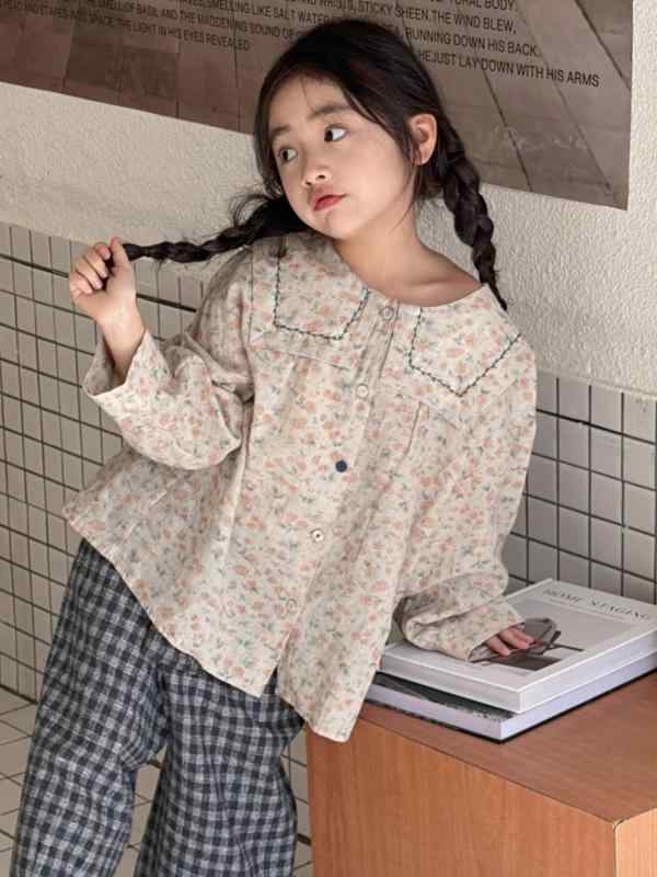 シャツ 女の子 キッズ 小花柄 長袖 綿麻 コットンリネン カジュアル 春秋 田園風 襟付き ブラウス 韓国風 かわいい 柔らかい肌触り ベージュ