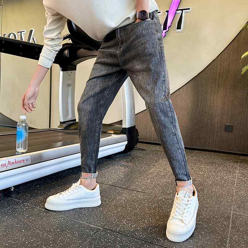 デニムパンツ メンズ 男性用 スリム スキニー テーパード 細身 ストレッチ 伸縮性 薄手 軽量 高級感 春夏 カジュアル 普段使い ウォッシュ加工 コットン ブラック ブルー系 ジーンズ