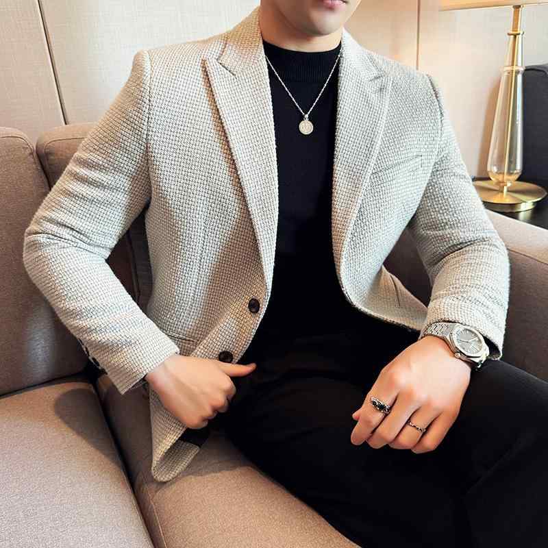 カジュアルジャケット メンズ 秋冬 厚手 ブリティッシュ コーデュロイ スリムフィット ピークドラペル シングル2つボタン 吸湿速乾 耐摩耗 無地 6,909円