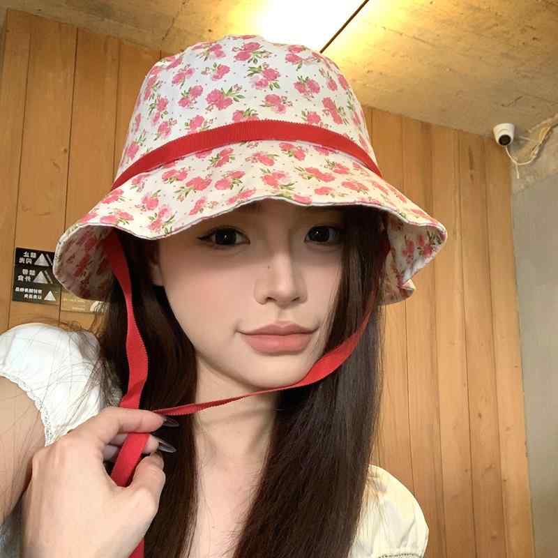バケットハット レディース 女性用 日系 スイート かわいい 小花柄 フラワー ストラップ 春夏 旅行 お出かけ 普段使い すっぴん隠し 小顔効果 日よけ UVカット 綿 通気性 広つば トレンド