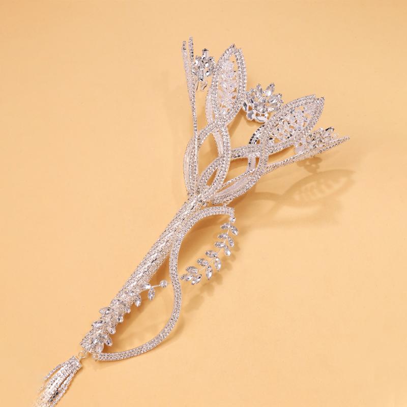 ブーケ 花嫁用 ラインストーン ウェディングステッキ 手持ちブーケ 結婚式 披露宴 パーティー 撮影小物 ロマンチック 豪華 ラグジュアリー 高級感 華やか ゴールド シルバー アクセサリー