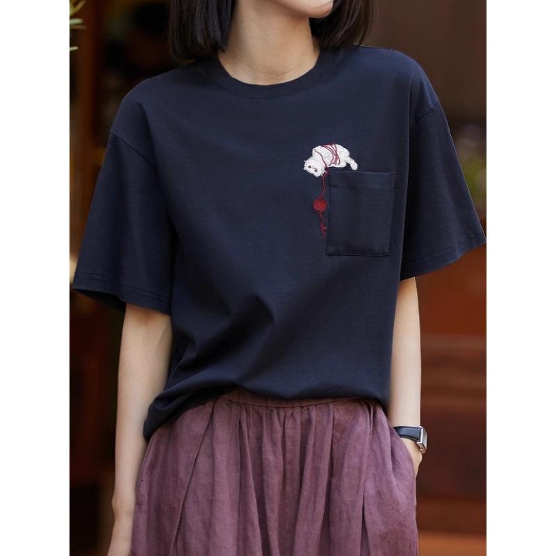 Tシャツ レディース 半袖 カットソー 猫モチーフ ヘビー刺繍 立体刺繍 トップス 若見え カジュアル おしゃれ ラウンドネック ポリエステル 春夏 通勤 きれいめ オフィス 大人可愛い 上品 グレー ダークブルー