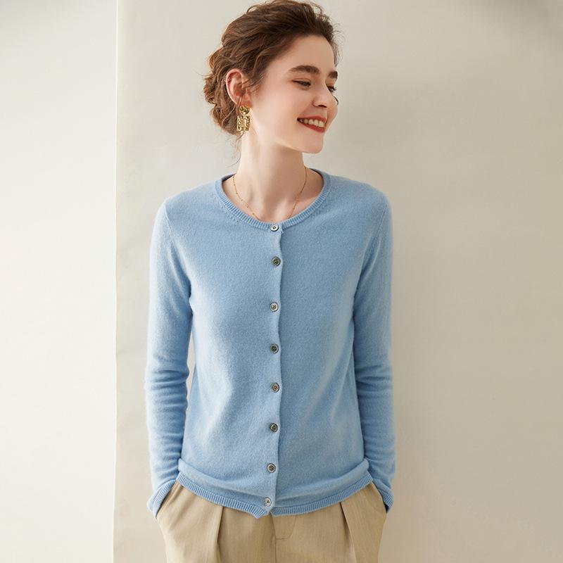 カーディガン レディース 春秋 ラウンドネック カシミヤ ニットセーター 女性用 ショート丈 ゆったり ルーズフィット オーバーサイズ 大きいサイズ 長袖 無地 ミドルゲージ ボタン付き 羽織り きれいめ カジュアル トップス