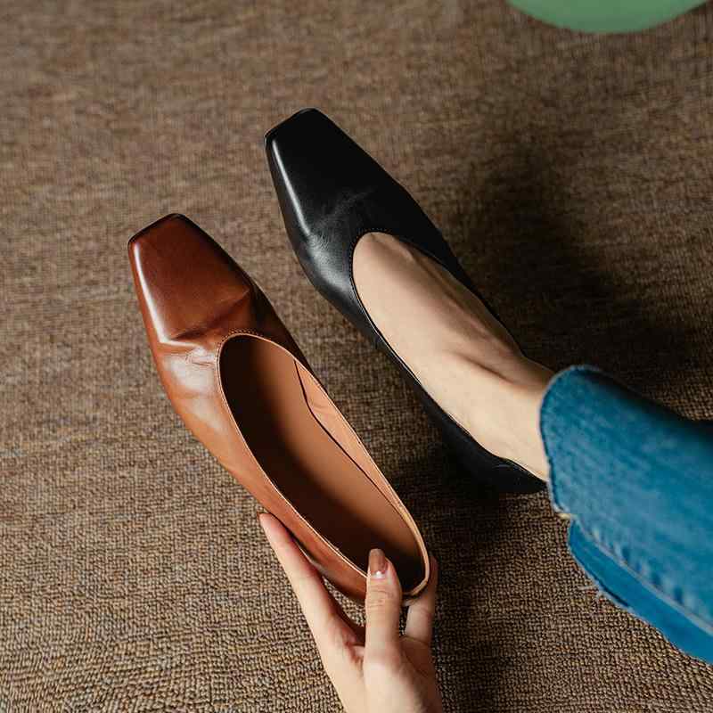 パンプス レディース 本革 牛革 太ヒール Vカット ポインテッドトゥ レトロ ハイヒール オフィス 通勤 デイリーユース ブラック アプリコット|ふんわり暮らし鞄店