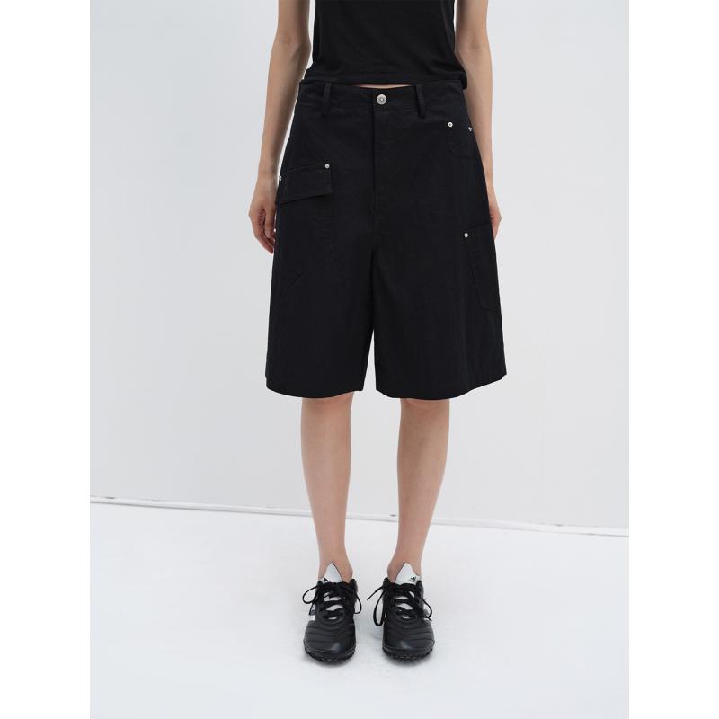 カーゴショートパンツ レディース 女性用 レトロ ストリート系 カジュアル ゆったり ルーズシルエット 美脚効果 多ポケット サンドウォッシュ スタッズ装飾 切り替え コットンナイロン混紡 春夏 ローウエスト ブラック 黒 カーキグリーン|ふんわり暮らし鞄店