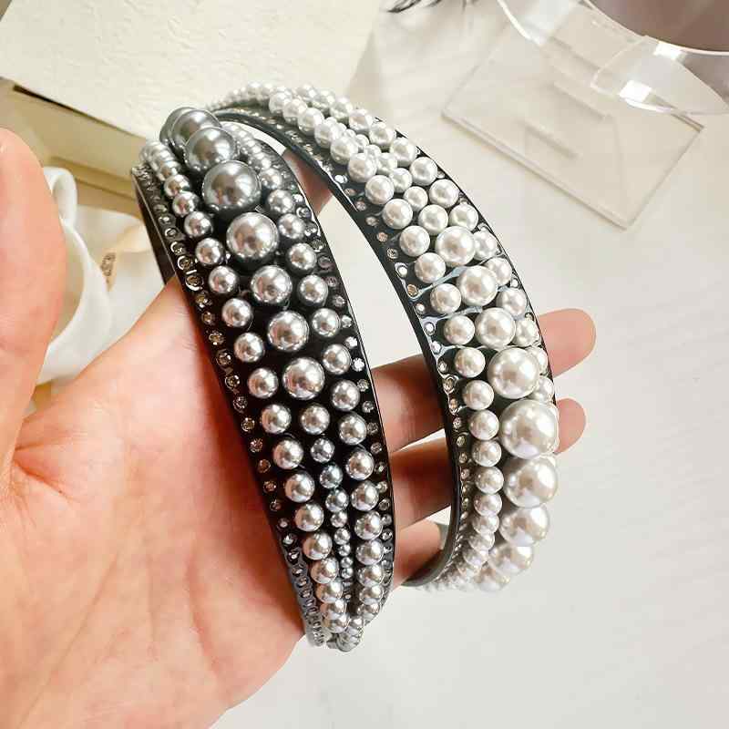 ヘアアクセサリー ワイド ヘアバンド グレー レトロ ビンテージ 高級感 パール ラインストーン 三重冠 日韓風 かわいい スイート 夏 おしゃれ 爽やか 普段使い スタイリッシュ ヤング
