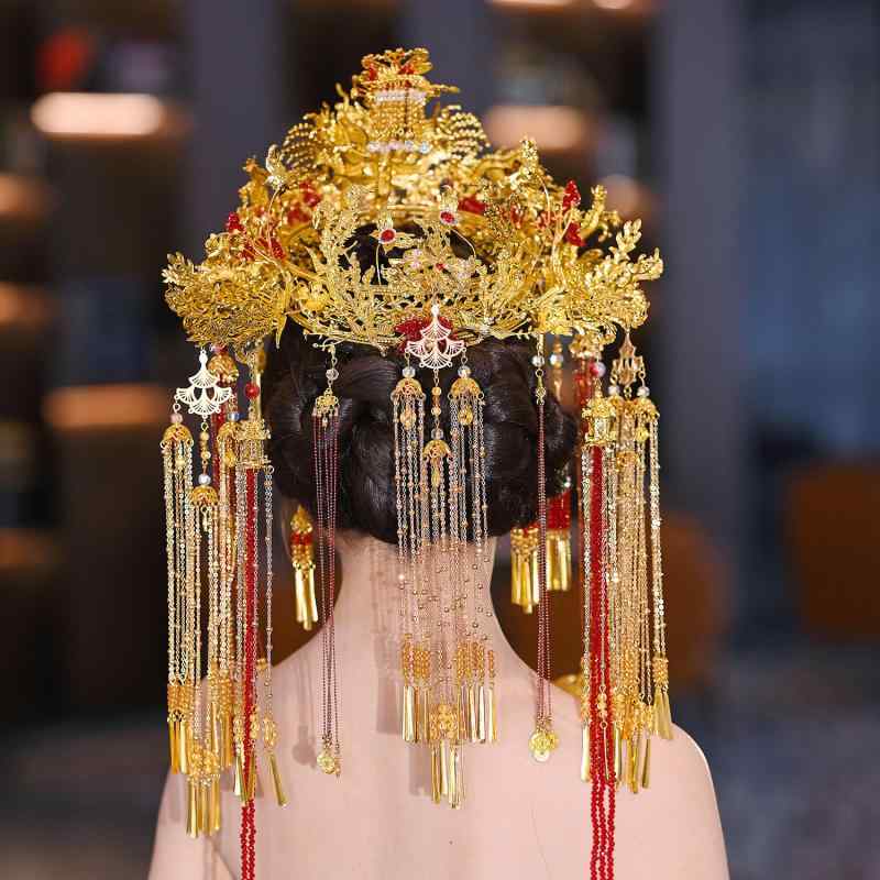 ヘアアクセサリー レディース ウェディング 金 鳳冠 霞・示 中国風 古風漢服 龍鳳褂 結婚古装 合金 電気メッキ加工 レトロ 円形冠 クリップイヤー 手作り 伝統柄 婚礼 ヘッドピース