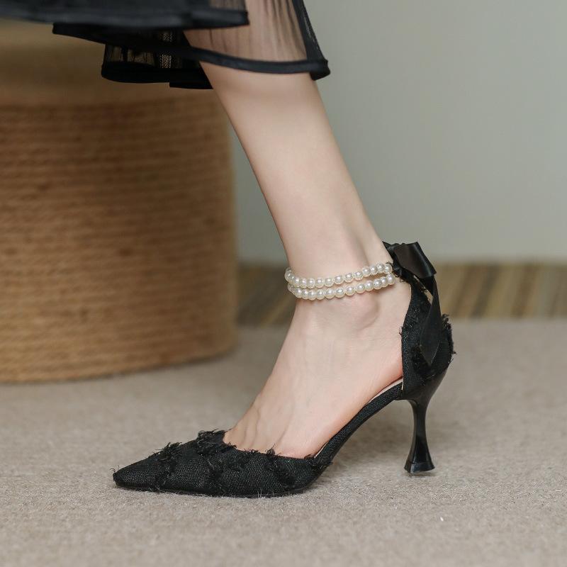 パンプス レディース 置き目踵 ポインテッドトゥ 3糎踵 歩き分かりやすい 一方ならずない 同盟罷工さあ美 走れる 疲れない 履き分かりやすい アンクルストラップ 脱げない 美脚 冠婚葬祭 通い フォーマル 執務室 御芽出度 お呼ばれ 二次会 心地よい PUなめし革