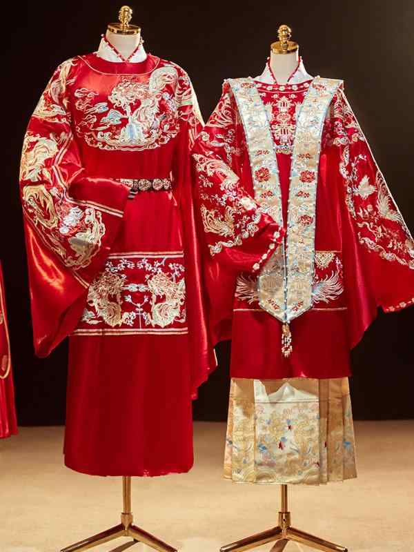 秀禾服 レディース メンズ 婚礼衣装 夫婦セット ペア 結婚式 中式 嫁衣 礼服 刺繍 ビーズ スタンドカラー 長袖 切り替え 配色 春夏｜ふんわり暮らし鞄店