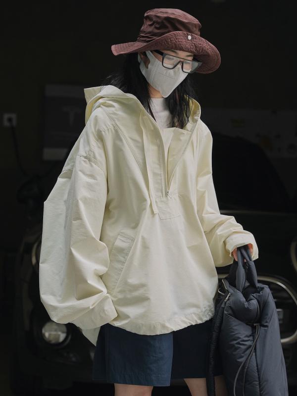 ジャケット レディース フード付き ブルゾン 長袖 アウター 春秋 防風 撥水 軽量 ゆったり カジュアル スポーティー ミディアム丈 ウインドブレーカー 無地 切り替え シンプル｜ふんわり暮らし鞄店