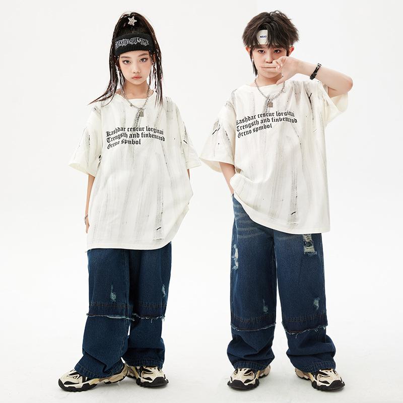 セットアップ キッズ ダンス衣装 ヒップホップ 派手 ジャズダンス 半袖 Tシャツ デニムパンツ 男の子 女の子 ガールズ ボーイズ 演出服 練習着 運動着 体育祭 文化祭 イベント｜ふんわり暮らし鞄店