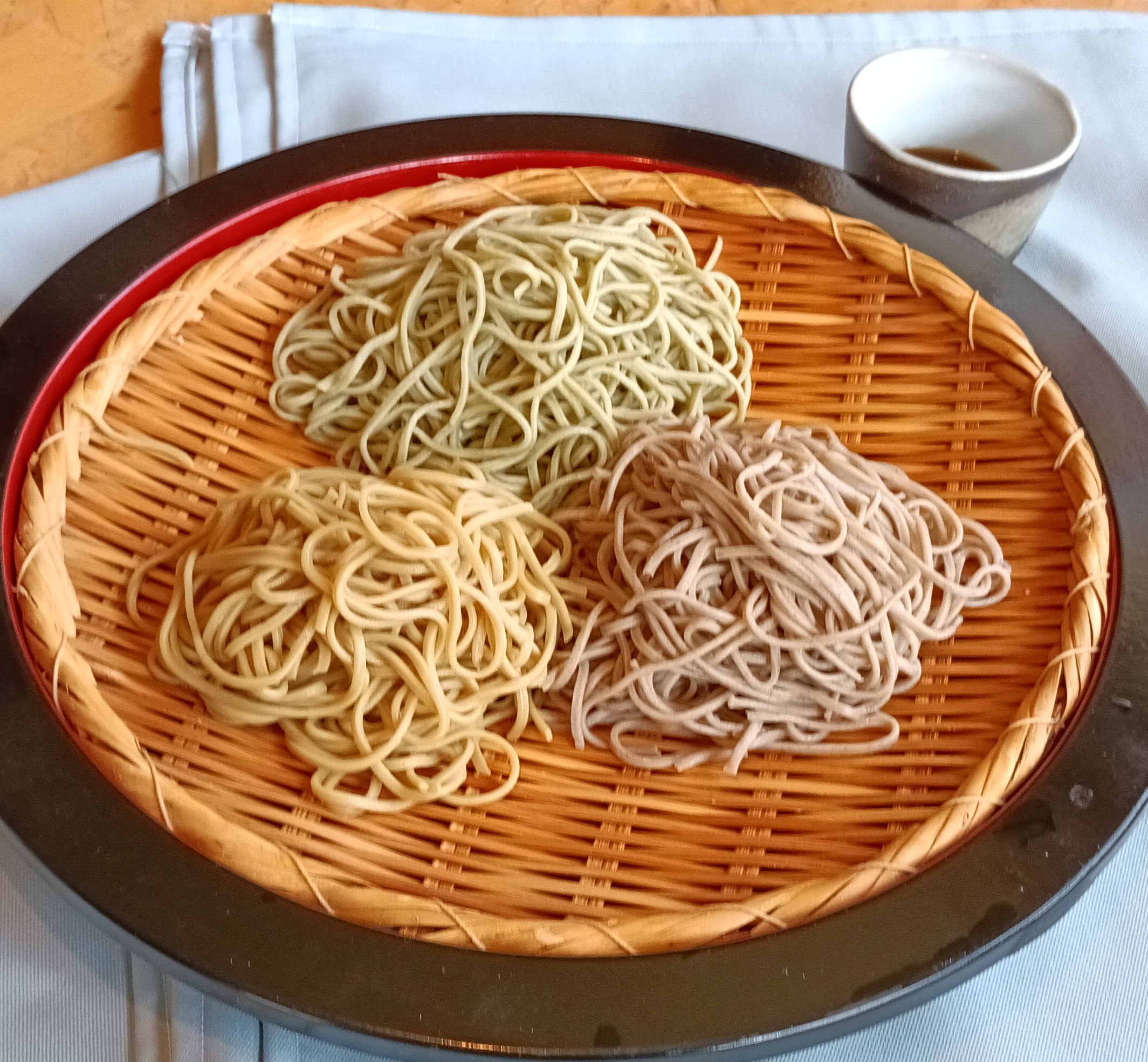 【内祝 ギフト 送料無料】三色蕎麦食べ比べ150g×各5人前ずつ 若葉 田舎 韃靼そば15食分とそばつゆｾｯﾄ プレゼント 内お祝い 出産祝い 引越そば お取り寄せそば グルメ 生そば そば茶屋吉酔 茨城守谷
