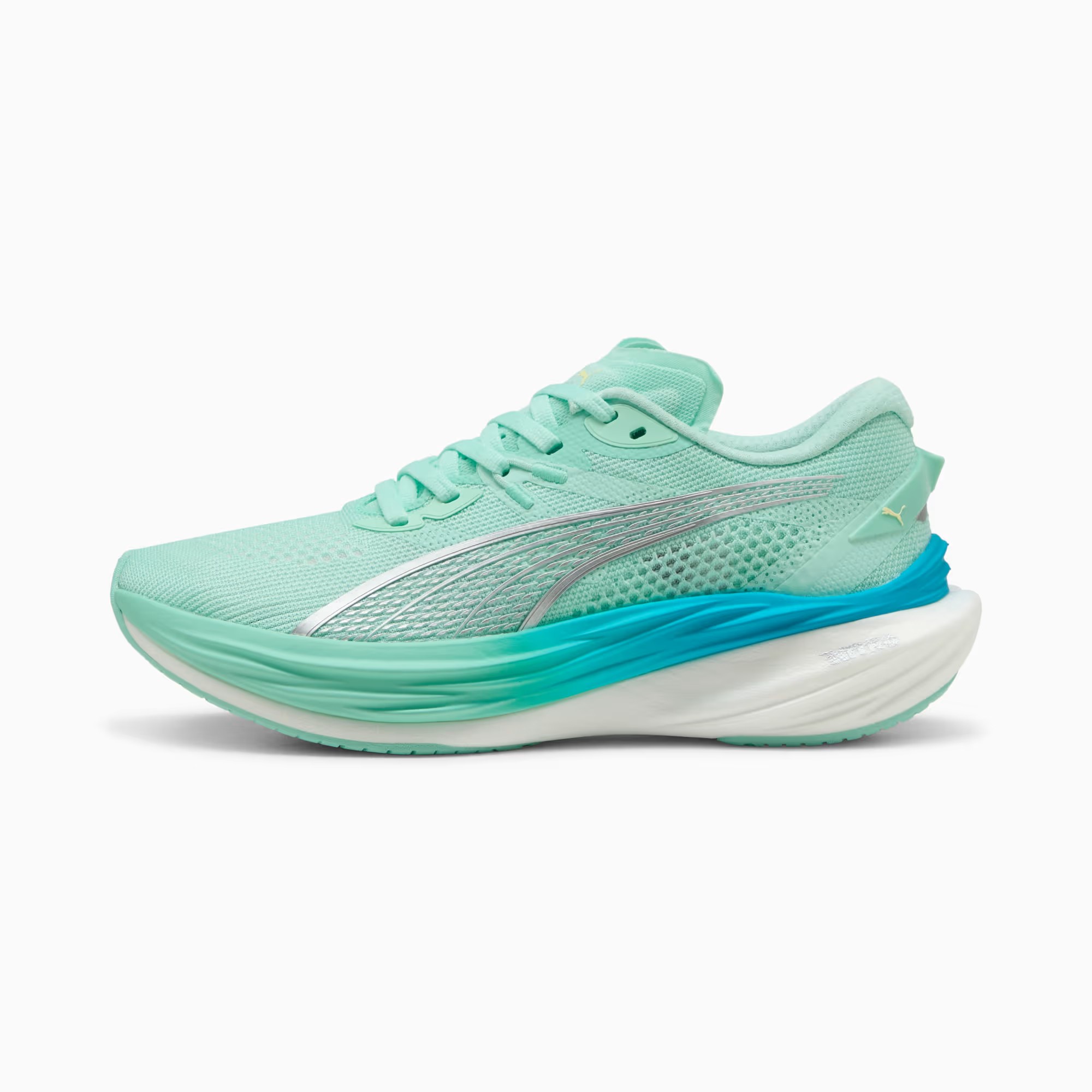 ピューマ (PUMA) 駈けっくらシューズ スニーカー マラソン ディヴィエイト ニトロ 3 レディース (25aw) ペパーミント×青碧 30970819 309708-19【SS260650】