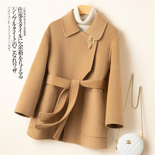 【期間限定10％OFF発行中】ウール コート レディース ジャケット ウールジャケット ショット丈 体型カバー 通勤 ゆったり 個性的 ミモレ丈 上品 コート安い 学生 大きいサイズ ボダンコート 暖かい 春 アウター 細身 キャメル 無地 40代30代20代 二次会 結婚式 披露宴｜ソーシャルハーツ