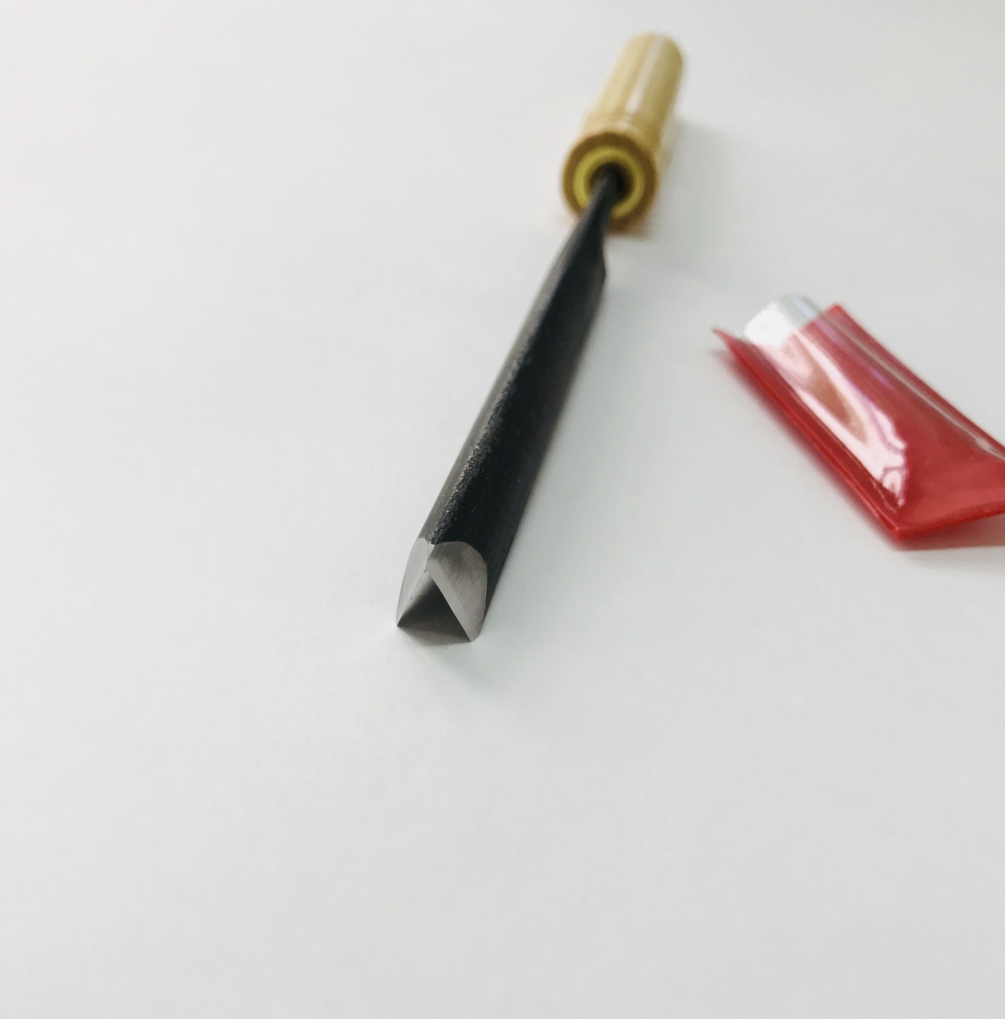 源貞別打　業務用・V型ノミ　7.5ｘ7.5mm（V型40度） 　釦ノミ
