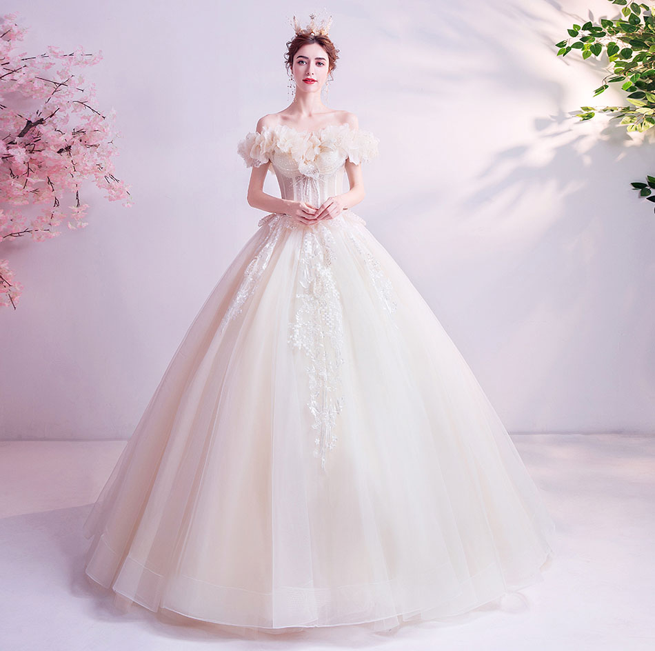 プリンセスラインドレス 結婚式 二次会ドレス ウエディングドレス オフショルダー ウェディングドレス 海外挙式 花嫁 披露宴 ブライダル 編み上げ 上品 シャンパン 前撮り 海外挙式 エレガント ボリューム プリンセスラインウエディングドレス 上品 セミオーダー 大聖堂|ミートスウィート
