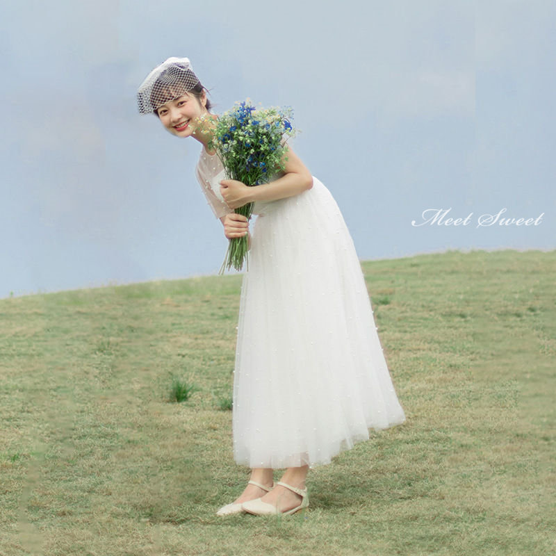 ウェディングドレス Aラインスカート ミモレドレス ホワイト 半袖 袖あり 結婚式 披露宴 二次会ドレス 前撮り マキシ丈 パーティー ウエディングドレス ロケーション撮影 ブライダルドレス 花嫁 海外挙式 セミオーダー フォトウェディング 別撮り 後撮り wedding dress