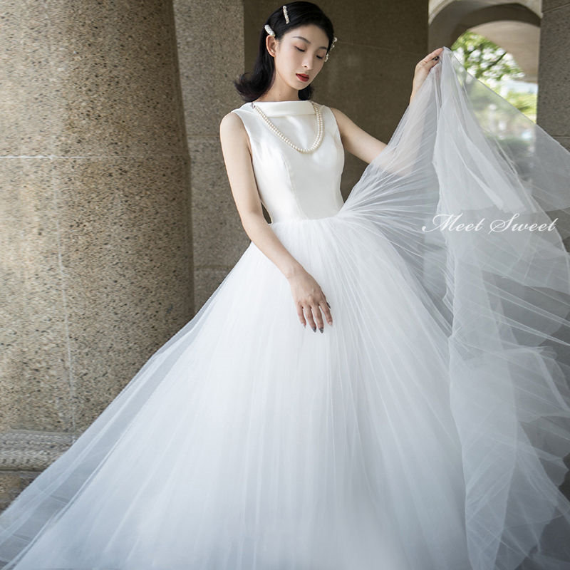 人気の福袋 登場! 新品、未使用 ウエディングドレス 袖なし 白 結婚式