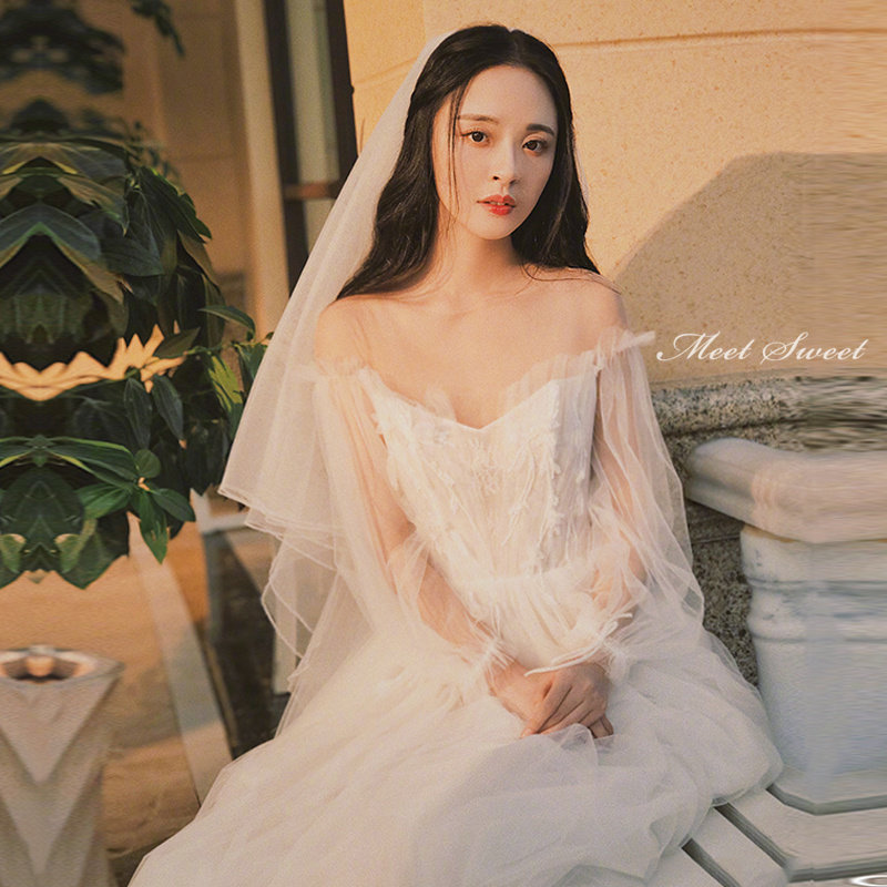 ウェディングドレス 花嫁ドレス 二次会ドレス ウエディングドレス 結婚式 新婦 ロングドレス Aラインドレス チュール トレーンドレス 前撮り 長袖 ロングスリーブ 白 オフホワイト 海外挙式 披露宴 ブライダルドレス 編み上げ エレガント セミオーダー おしゃれ フォト婚｜ミートスウィート