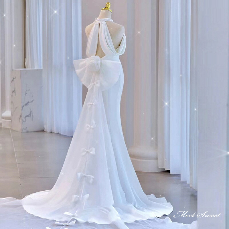 ウェディングドレス ウエディングドレス ロングドレス 二次会 結婚式 前撮り ブライダル 花嫁 ホルターネック 後ろリボン トレーン バックシャン 上品 海外挙式 フォトウェディング オフホワイト wedding dress パーティードレス 小さいサイズ 大きいサイズ｜ミートスウィート